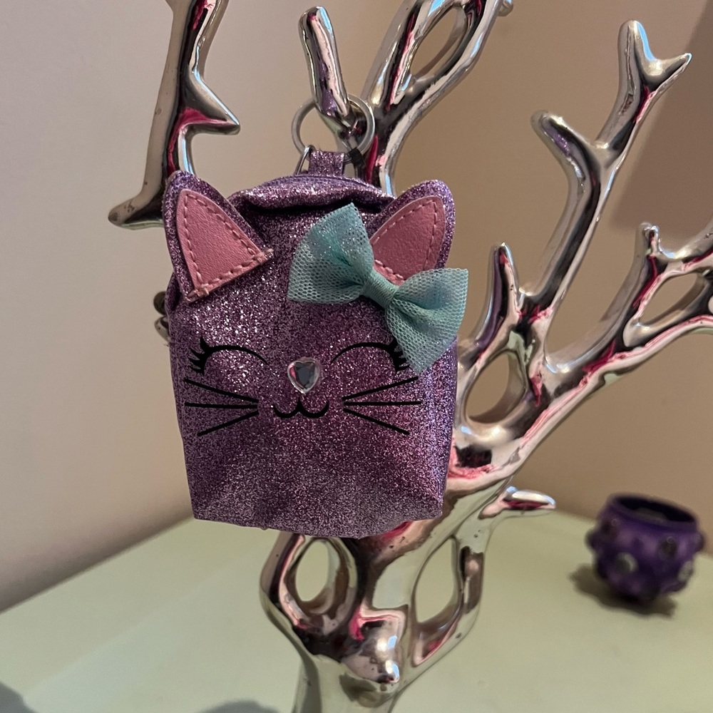 Keychain - Picture 4 of 7